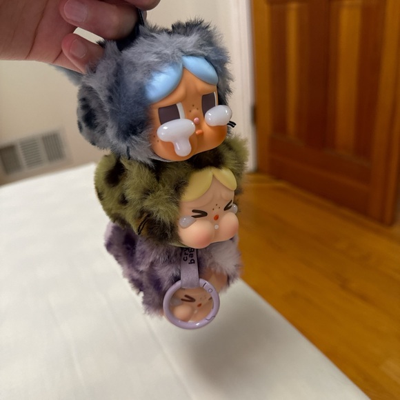 CRYBABY Wild but Cutie Series - Vinyl Plush Pendant Blind Box Bundle - Picture 1 of 3